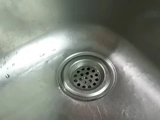 Montaža nove sudopere