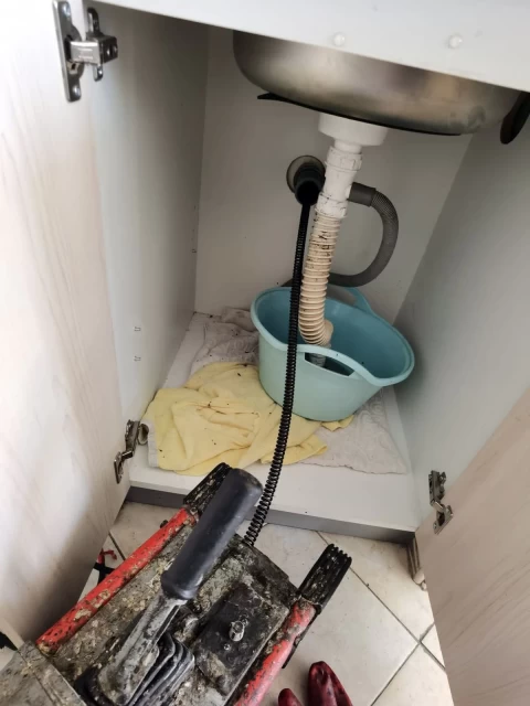 Otpušavanje sudopere Otpušavanje sudopere 4