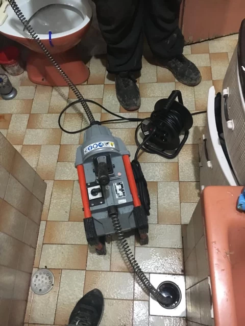 Otpušavanje slivnika Otpušavanje slivnika 2