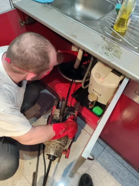 Otpušavanje sudopere Otpušavanje sudopere 5