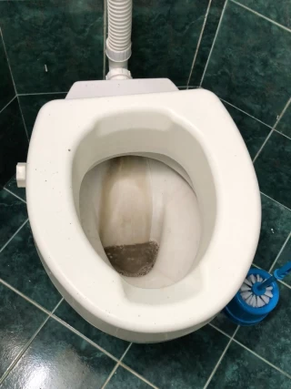 Otpušavanje wc šolje Otpušavanje wc šolje 4