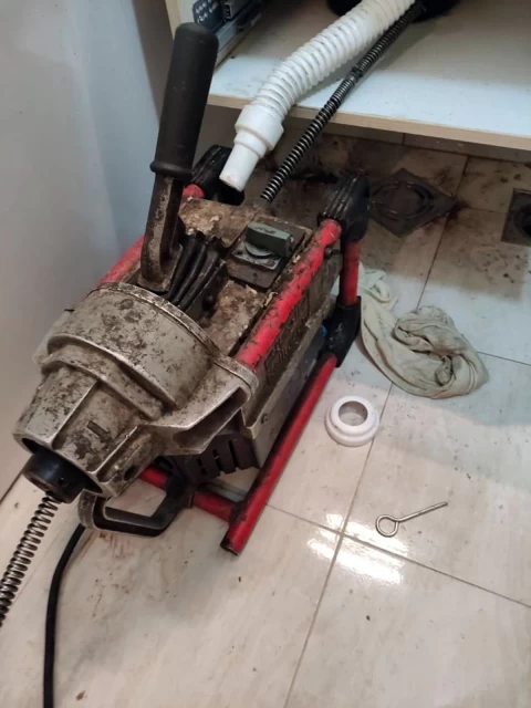 Otpušavanje sudopere Otpušavanje sudopere 2