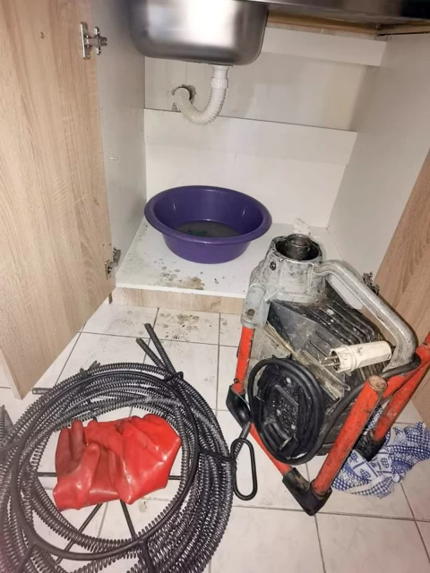 Otpušavanje sudopere Otpušavanje sudopere 4