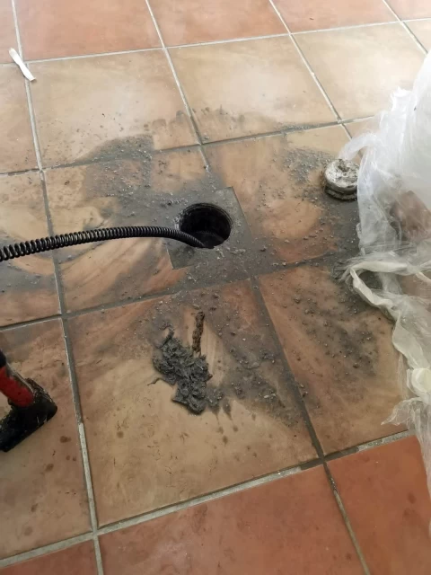 Odgušenje kanalizacije 1